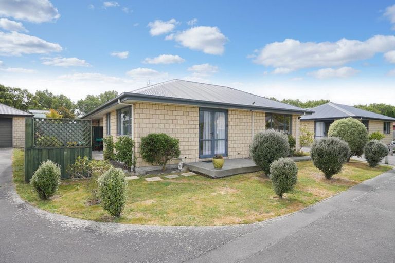 Photo of property in 2b Ferndown Lane, Bromley, Christchurch, 8062