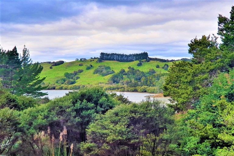 Photo of property in 205 Smith Deviation Road, Kohukohu, 0491
