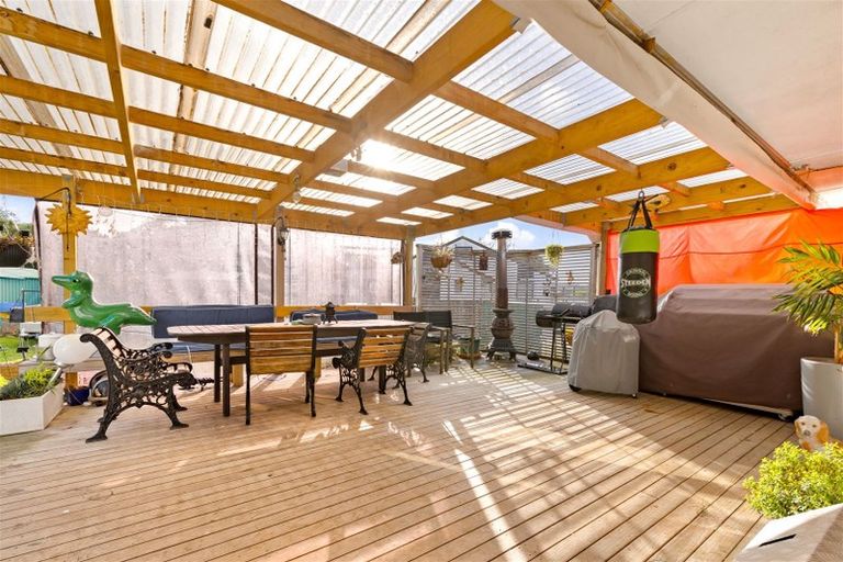 Photo of property in 40 Jillian Drive, Ranui, Auckland, 0612