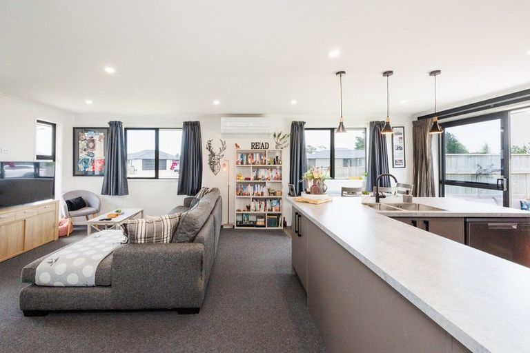 Photo of property in 27 Oldfield Lane, Marton, 4710