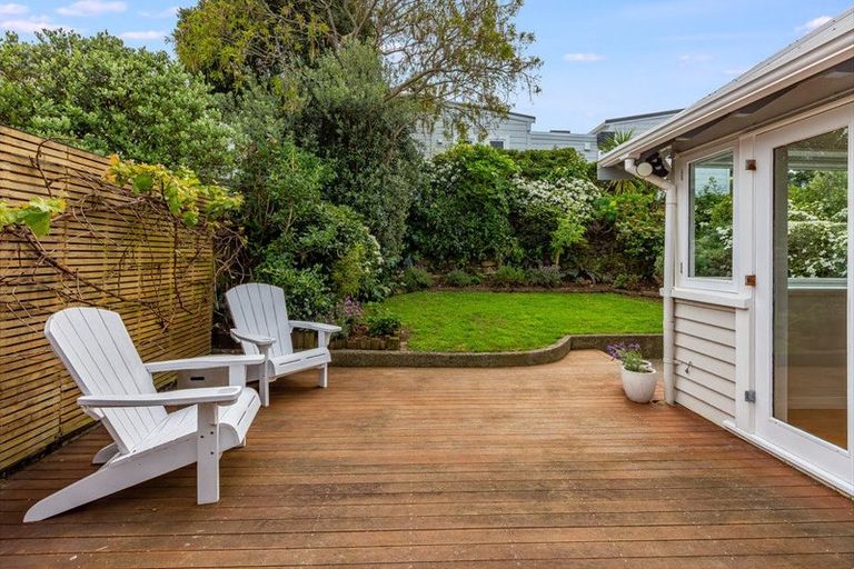 Photo of property in 24 Chilka Street, Berhampore, Wellington, 6023