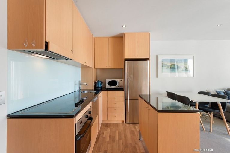Photo of property in Sanctum Apartment, 10 Ebor Street, Te Aro, Wellington, 6011