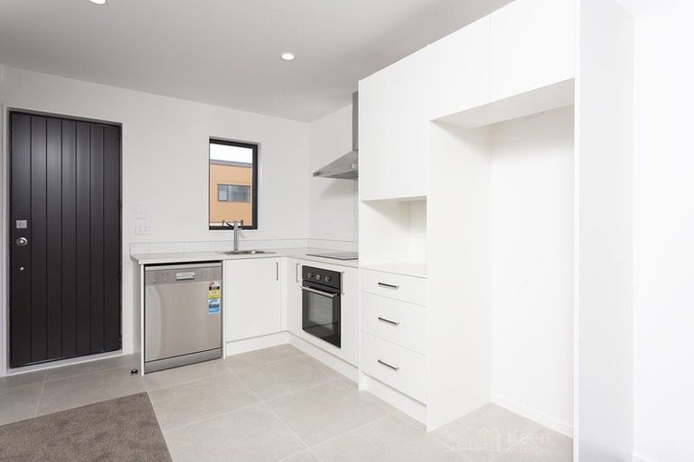 Photo of property in 25 Raupeti Lane, Henderson, 0612