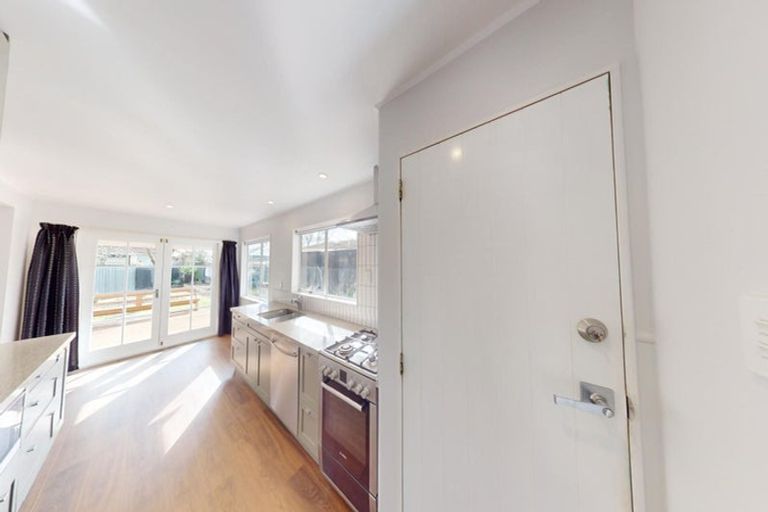 Photo of property in 3 Adams Place, Kelvin Grove, Palmerston North, 4414