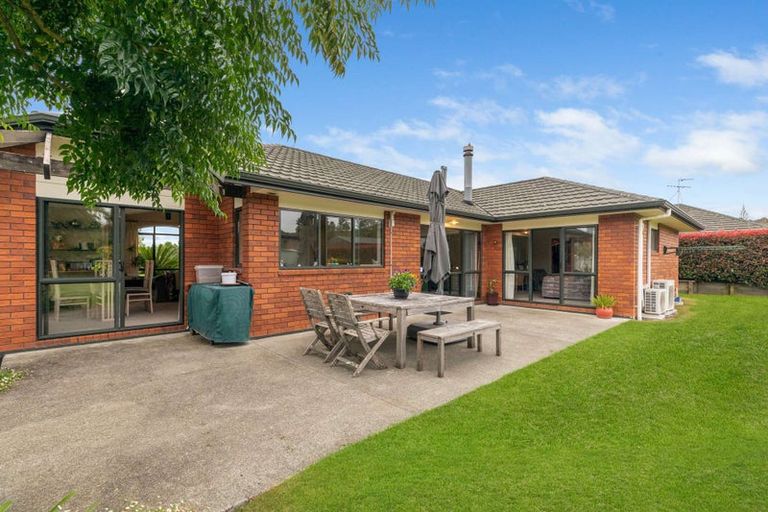 Photo of property in 22 Jenny Lane, Waiuku, 2123