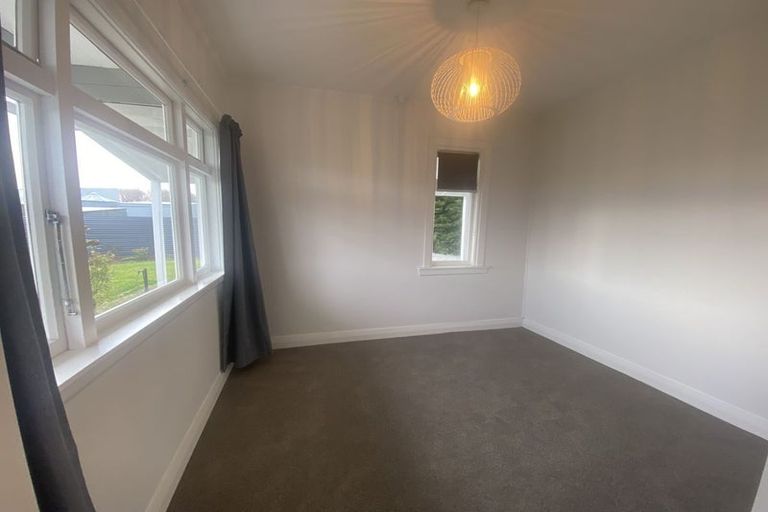 Photo of property in 197 Belfast Road, Belfast, Christchurch, 8051