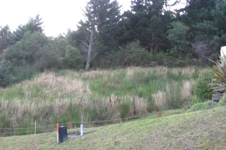 Photo of property in 15 Mckerrow Place, Sunshine Bay, Queenstown, 9300
