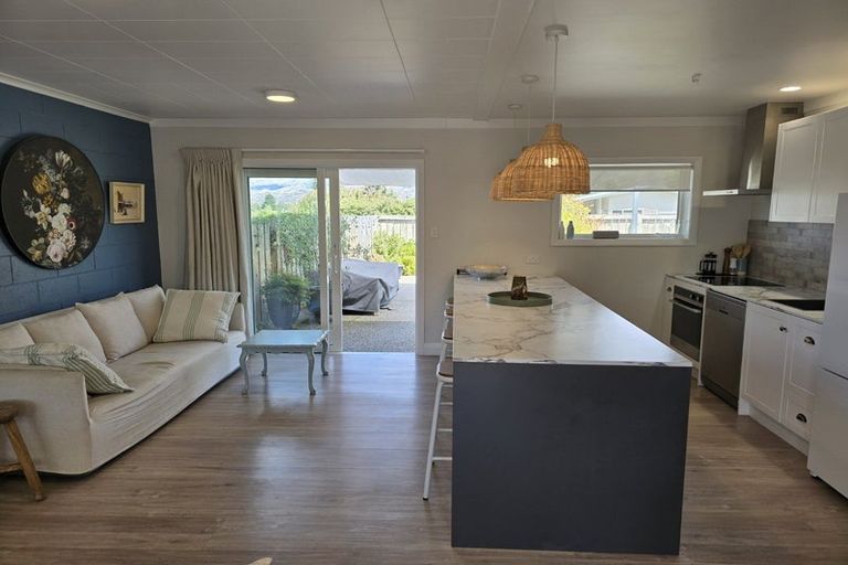 Photo of property in 10 Orchard Street, Clyde, 9330