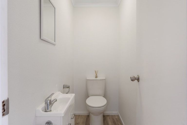 Photo of property in 56c Hartford Avenue, Papamoa Beach, Papamoa, 3118