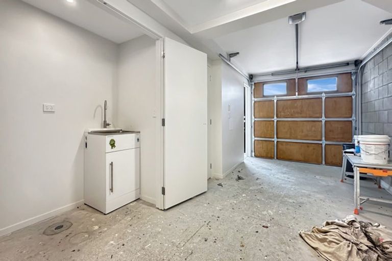 Photo of property in 52 Ara Mara Hua, Henderson, Auckland, 0612