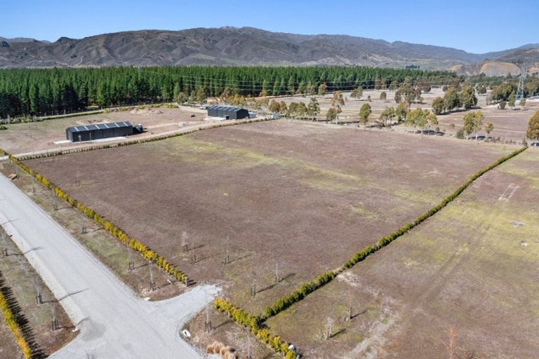 Photo of property in 76 Stone Drive, Cromwell, 9384