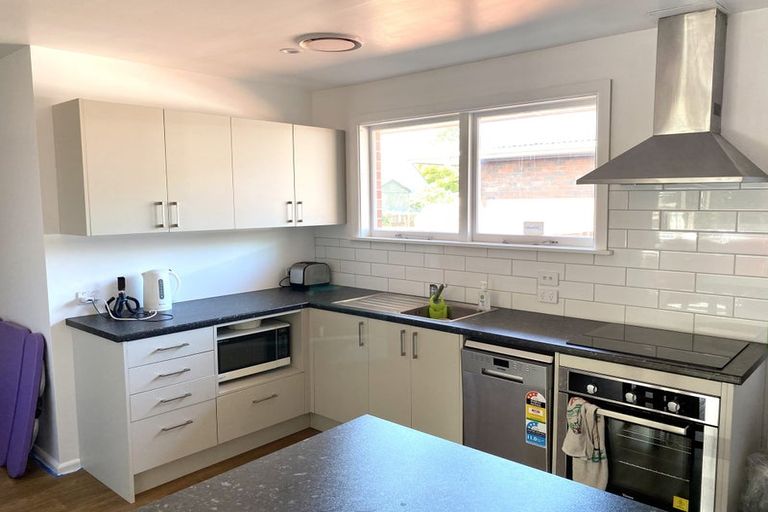 Photo of property in 6 Pulford Place, Ilam, Christchurch, 8041