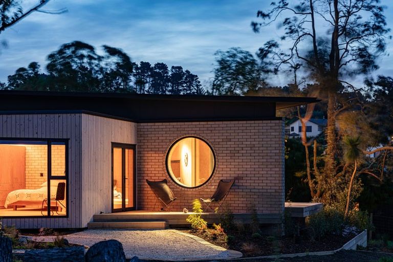 Photo of property in 109b Cliffs Road, Saint Clair, Dunedin, 9012