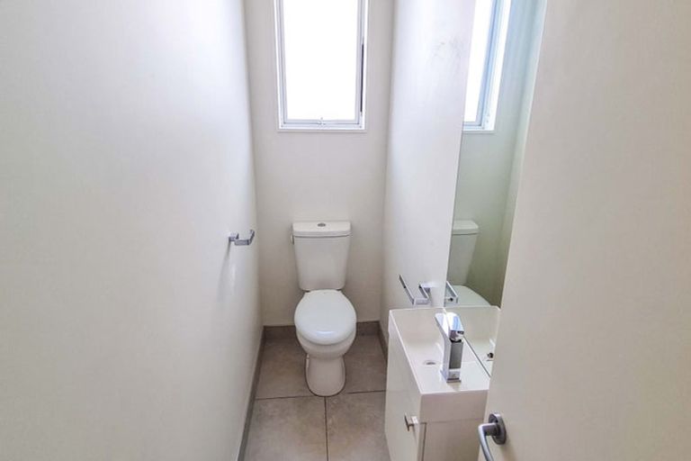 Photo of property in 5 Mccathie Drive, Flat Bush, Auckland, 2019