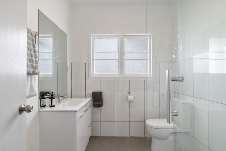 Photo of property in 37 Maeroa Road, Beerescourt, Hamilton, 3200