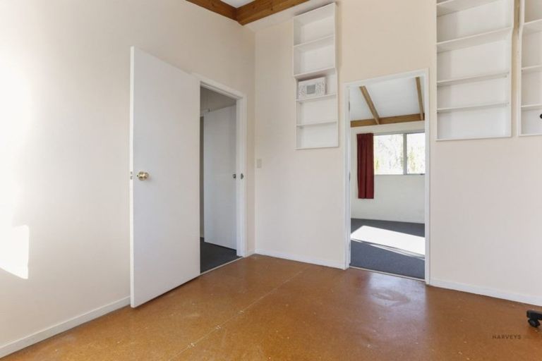 Photo of property in 1/83 Mcleod Road, Te Atatu South, Auckland, 0610