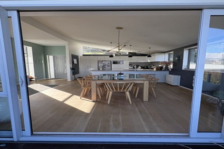 Photo of property in 6 Hyllton Heights, Lyttelton, 8082