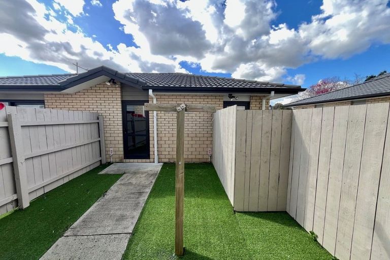 Photo of property in 7/4 Wallson Crescent, Wiri, Auckland, 2104