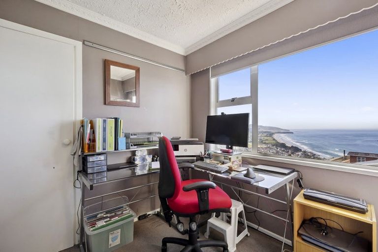 Photo of property in 19 Earls Road, Saint Clair, Dunedin, 9012