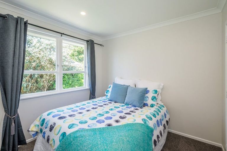 Photo of property in 7a Tawa Street, Waikanae, 5036