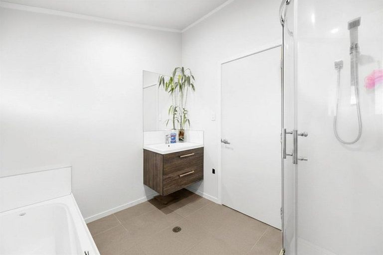 Photo of property in 28 Filmer Place, Melville, Hamilton, 3206
