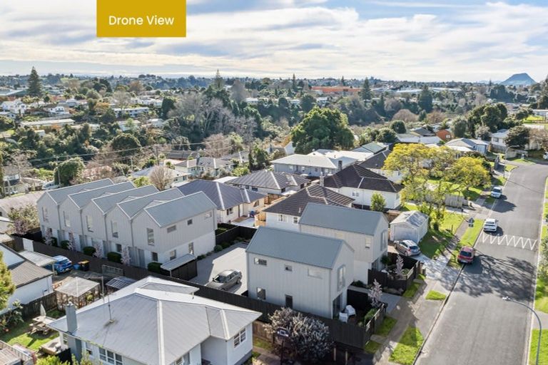 Photo of property in 17 Henderson Crescent, Parkvale, Tauranga, 3112