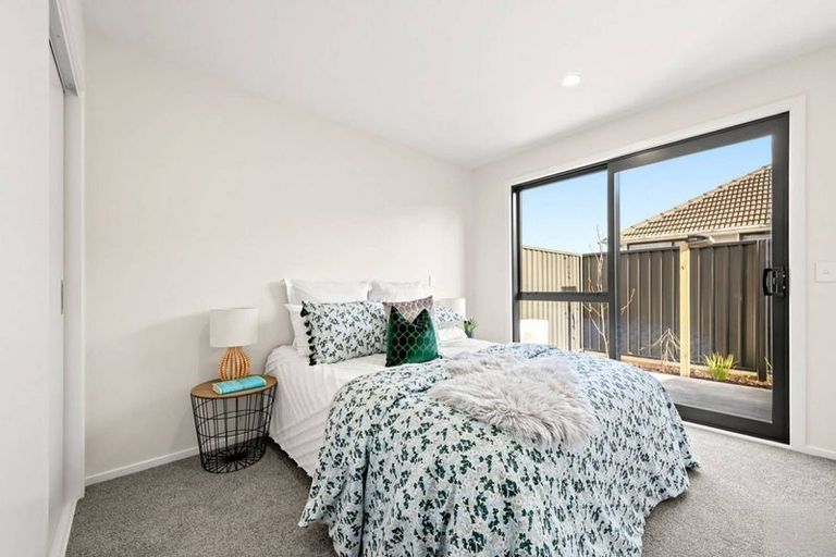 Photo of property in 22b Palmer Crescent, Silverstream, Upper Hutt, 5019