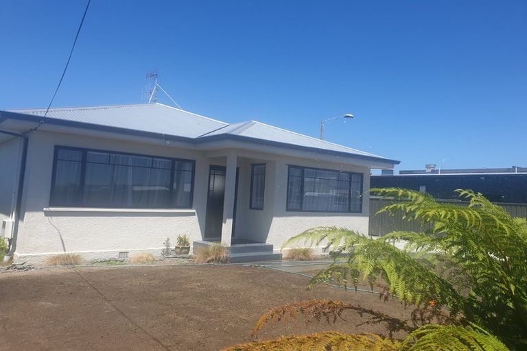 Photo of property in 15 Meeanee Road, Taradale, Napier, 4112