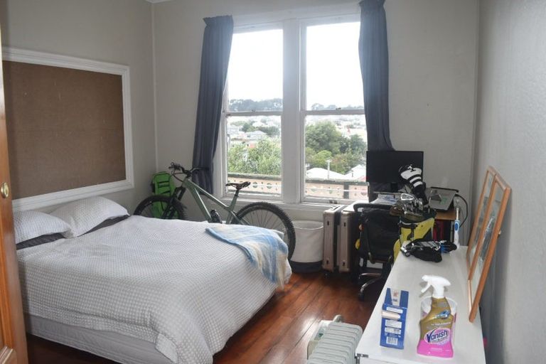 Photo of property in 22 Kenwyn Terrace, Newtown, Wellington, 6021