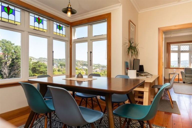 Photo of property in 144 Townsend Road, Miramar, Wellington, 6022