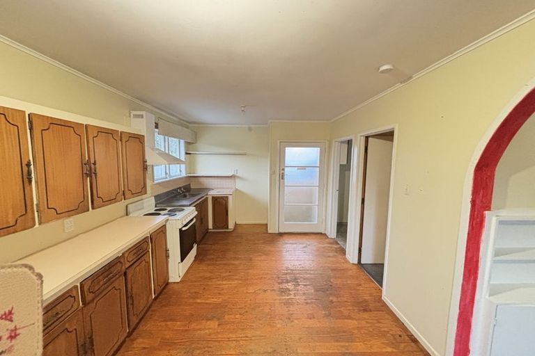 Photo of property in 52 Tatariki Street, Rosehill, Papakura, 2113