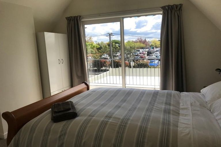 Photo of property in 122 Office Road, Merivale, Christchurch, 8014