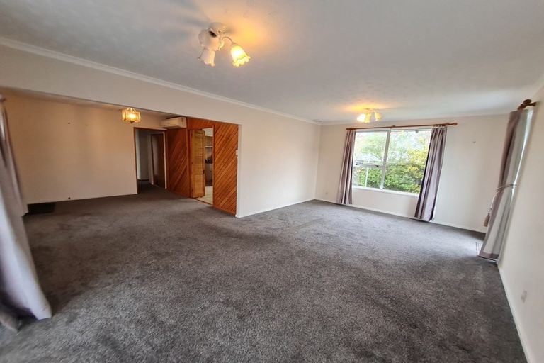 Photo of property in 18 Medina Crescent, Parklands, Christchurch, 8083