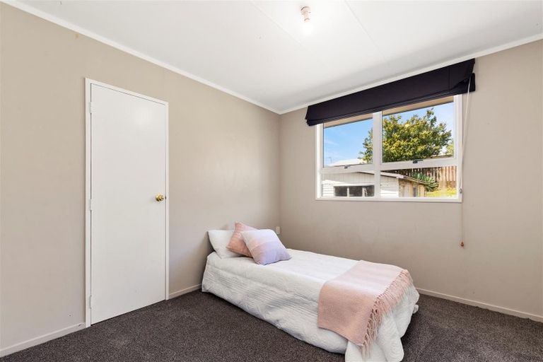 Photo of property in 100 Homedale Street, Pukehangi, Rotorua, 3015