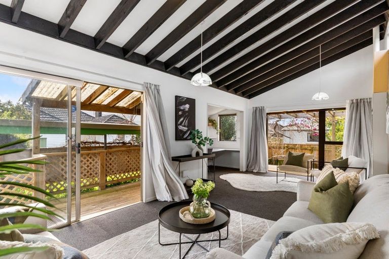 Photo of property in 21 Sheridan Crescent, Trentham, Upper Hutt, 5018