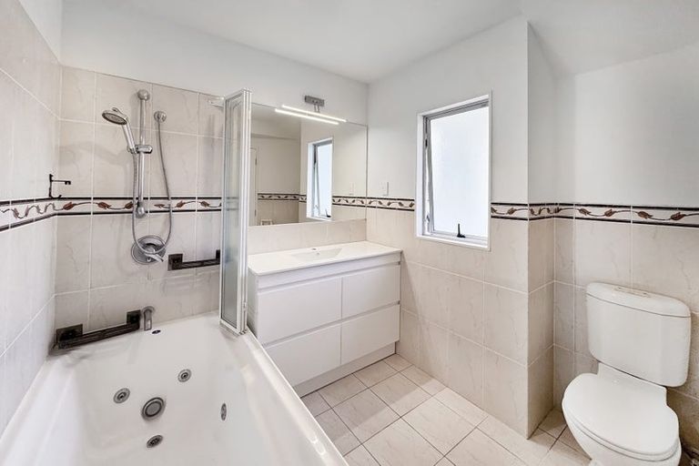 Photo of property in 7 Gold Street, Albany Heights, Auckland, 0632