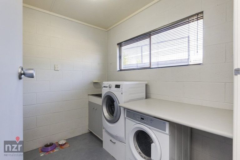 Photo of property in 32 Shelton Place, Feilding, 4702