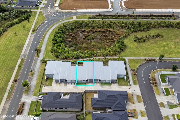 Photo of property in 3 John Burn Road, Takanini, 2110