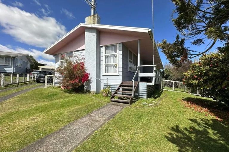 Photo of property in 5 Takahe Place, Tokoroa, 3420