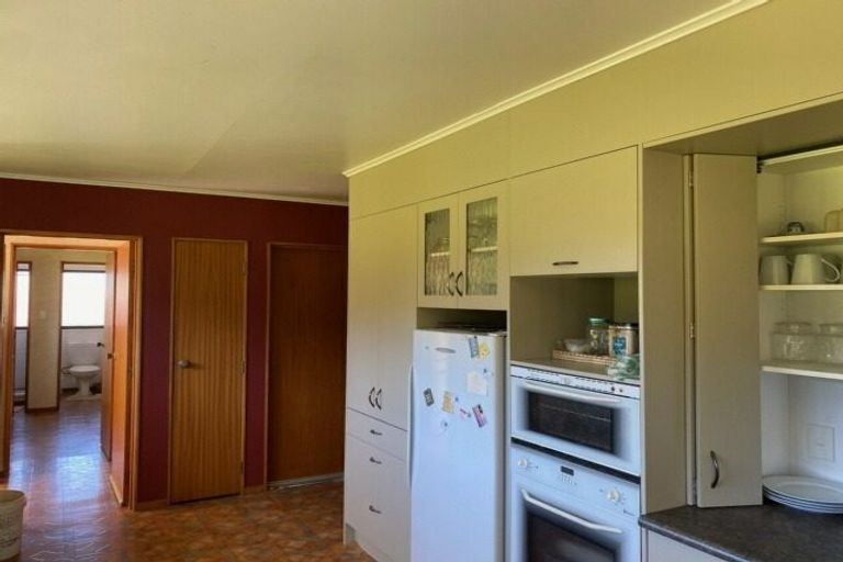 Photo of property in 15 Racecourse Road, Te Aroha, 3393
