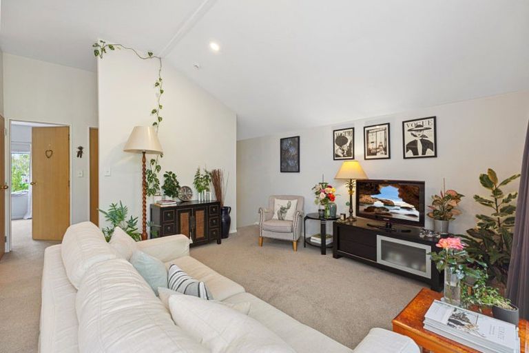 Photo of property in 18/19 Brodie Place, Bethlehem, Tauranga, 3110