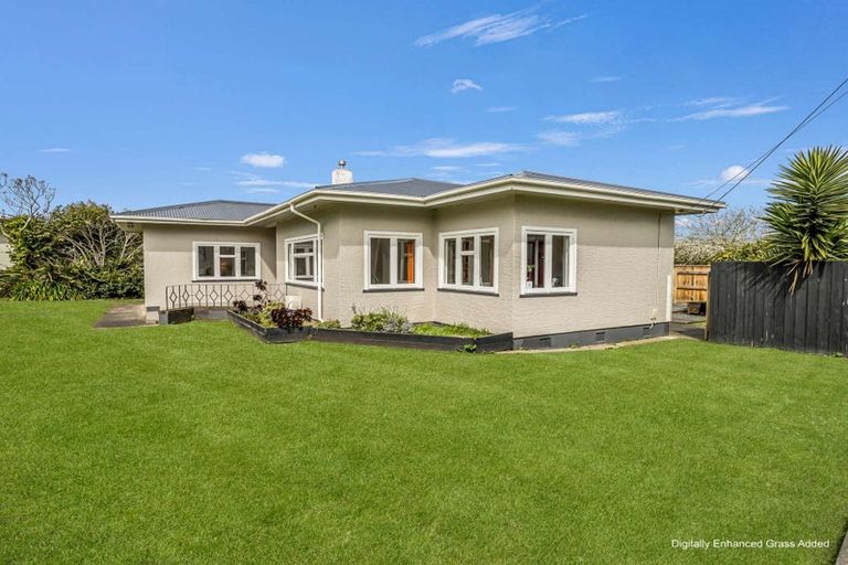 Photo of property in 25 Kent Road, Saint Johns Hill, Whanganui, 4501