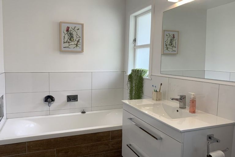 Photo of property in 21 Mission Street, Waterloo, Lower Hutt, 5011