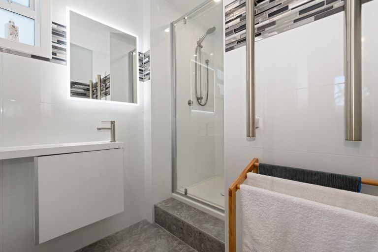 Photo of property in 6 Western Road, Otumoetai, Tauranga, 3110