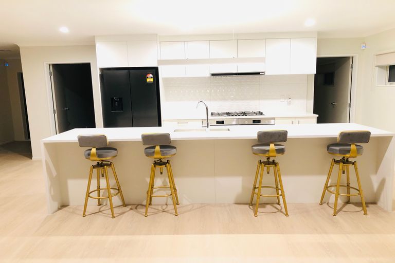 Photo of property in 36 Rochdale Drive, Churton Park, Wellington, 6037