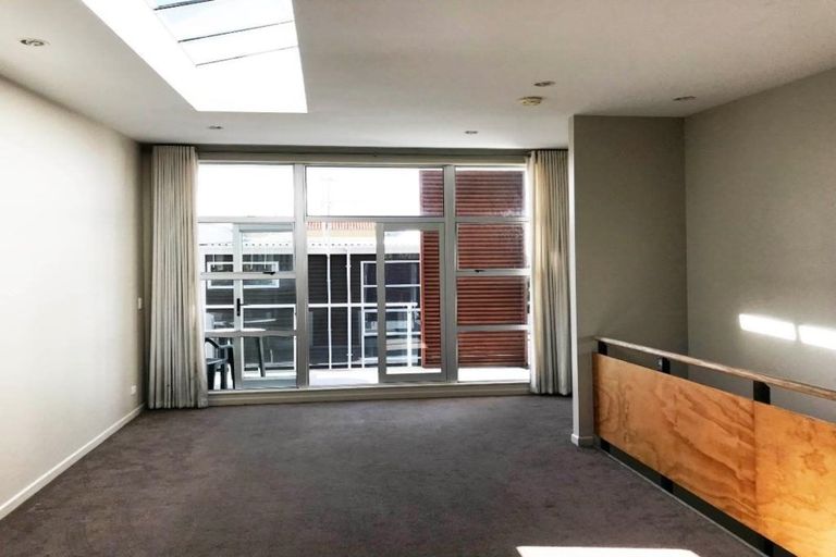 Photo of property in 306u4 Evans Bay Parade, Hataitai, Wellington, 6021