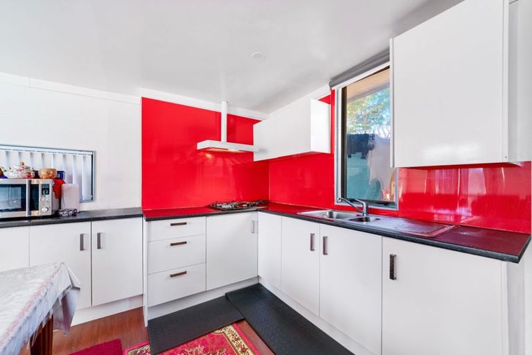 Photo of property in 17 Bernard Street, Papatoetoe, Auckland, 2025