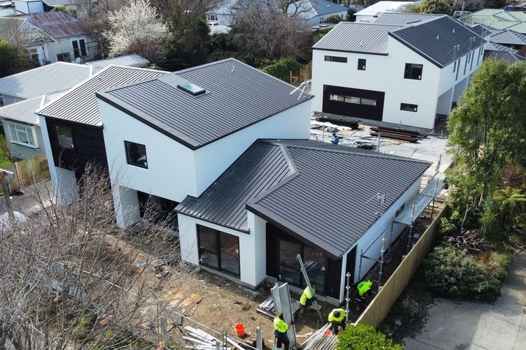 Photo of property in 220 Geraldine Street, Edgeware, Christchurch, 8013