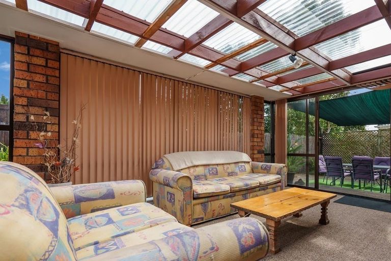 Photo of property in 2/529 Weymouth Road, Weymouth, Auckland, 2103