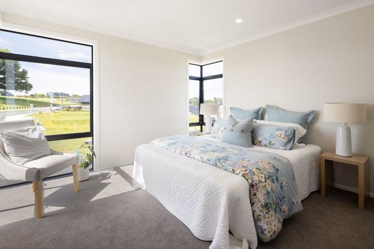 Photo of property in 20 Halo Green, Peacocke, 3206